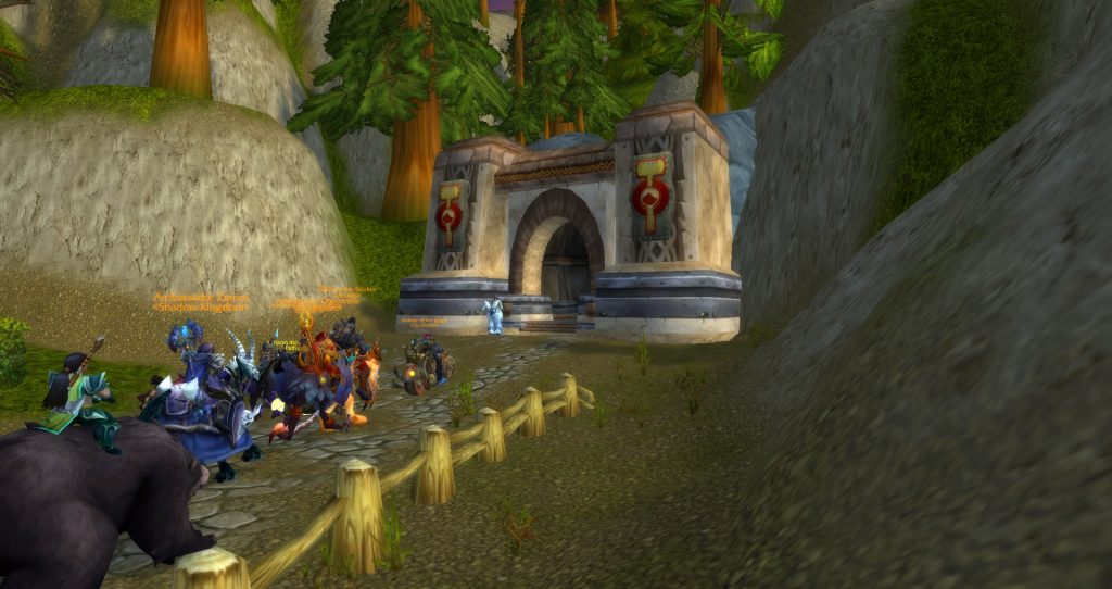 Da Doctas Tour continues through the tunnel to Searing Gorge from Loch Modan.