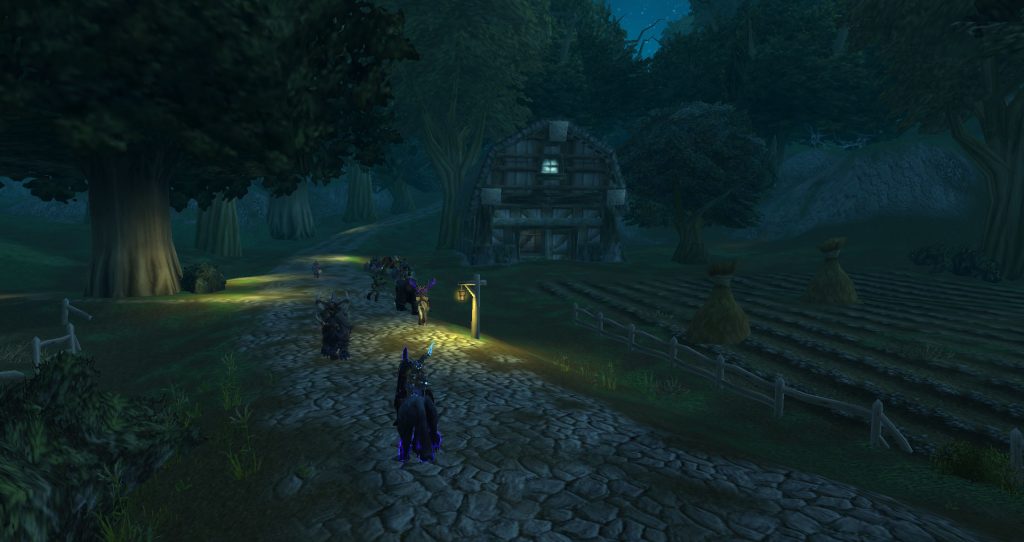 Da Doctas Tour runs past a barn while traversing Duskwood